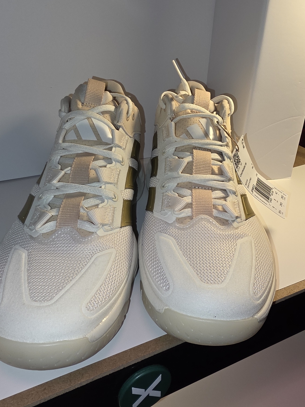 adidas Courtstabil W 9.5W - Picture 3 of 5
